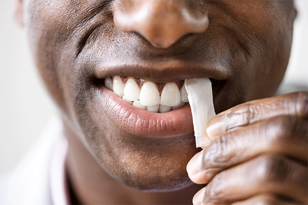 Can You Swallow Spit From ZYN Pouches?